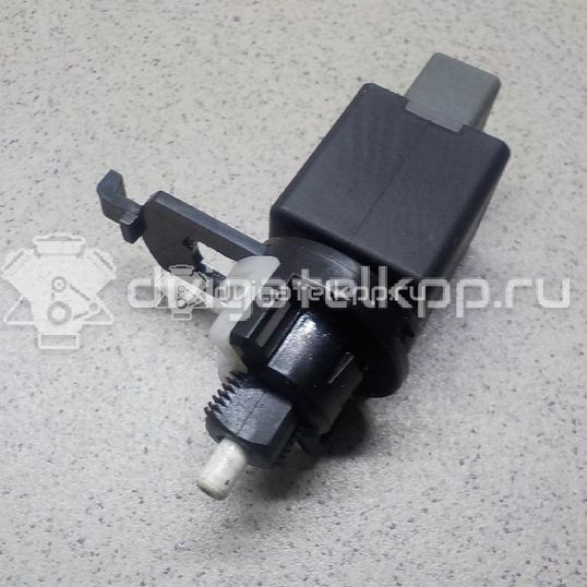 Фото Датчик включения стопсигнала  938103S700 для hyundai Creta