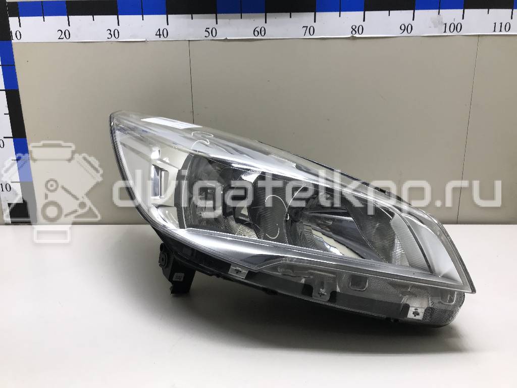 Фото Фара правая  1808349 для Ford Kuga {forloop.counter}}