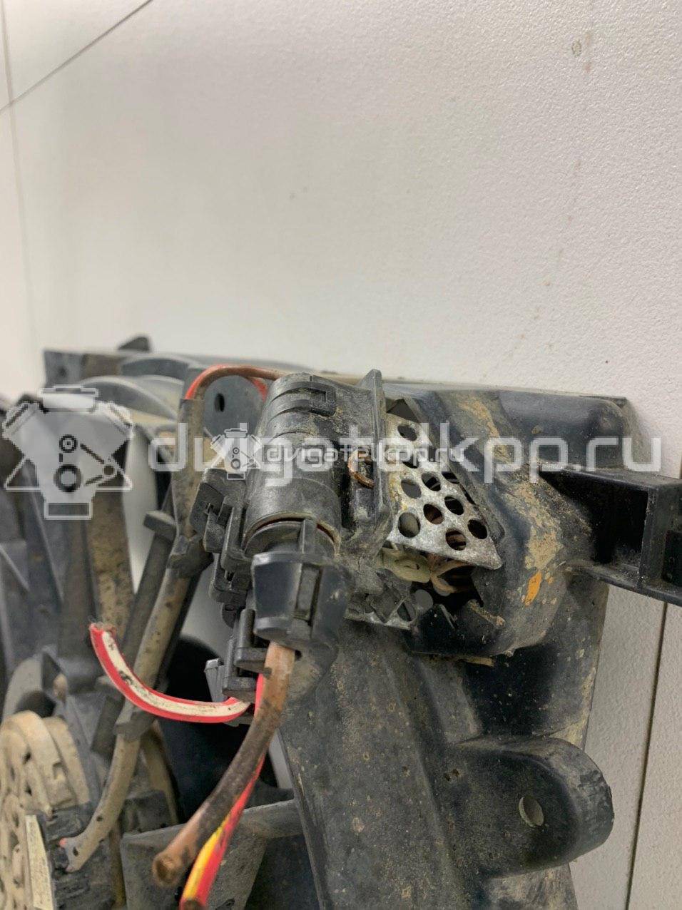 Фото Вентилятор радиатора  13205947 для Opel Tigra / Astra / Corsa / Combo / Zafira {forloop.counter}}