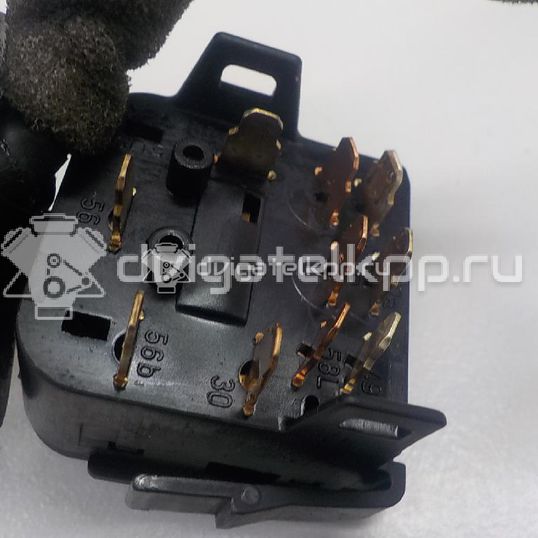 Фото Переключатель поворотов подрулевой  90560990 для Opel Astra / Zafira