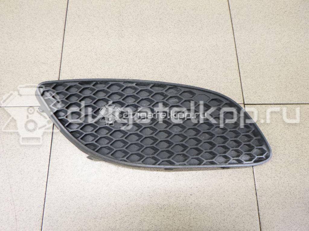 Фото Решетка в бампер правая  13263116 для Opel Zafira {forloop.counter}}