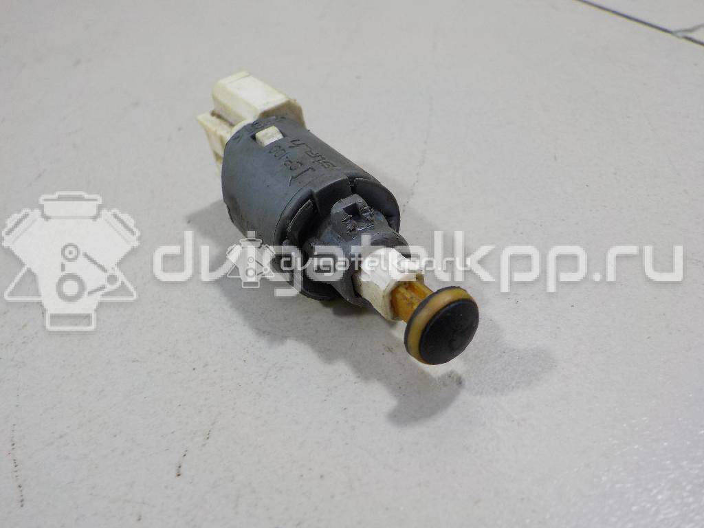 Фото Датчик включения стопсигнала  8200168238 для Renault Wind E4M / Modus Grand F Jp0 / Megane / Master / Clio {forloop.counter}}