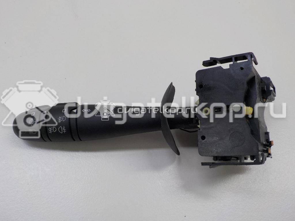 Фото Переключатель поворотов подрулевой  7701059356 для Renault Trafic / Laguna / Vel Satis Bj0 / Espace {forloop.counter}}