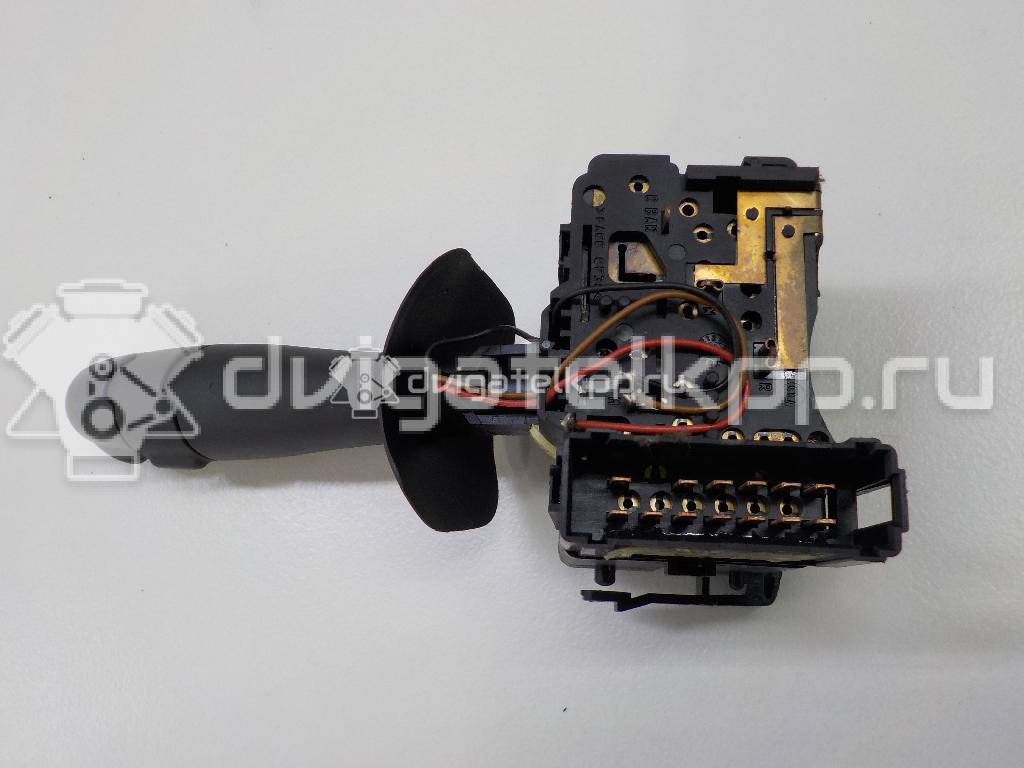 Фото Переключатель поворотов подрулевой  7701059356 для Renault Trafic / Laguna / Vel Satis Bj0 / Espace {forloop.counter}}