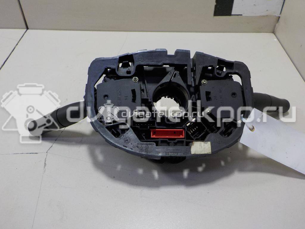 Фото Переключатель подрулевой в сборе  8200216465 для Renault Megane {forloop.counter}}