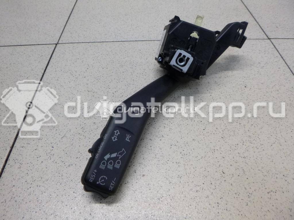 Фото Переключатель поворотов подрулевой  1K0953513G для Seat Leon / Toledo / Altea {forloop.counter}}