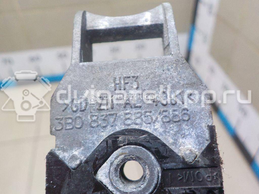 Фото Кронштейн ручки  3b0837886d для audi TT(8N) {forloop.counter}}