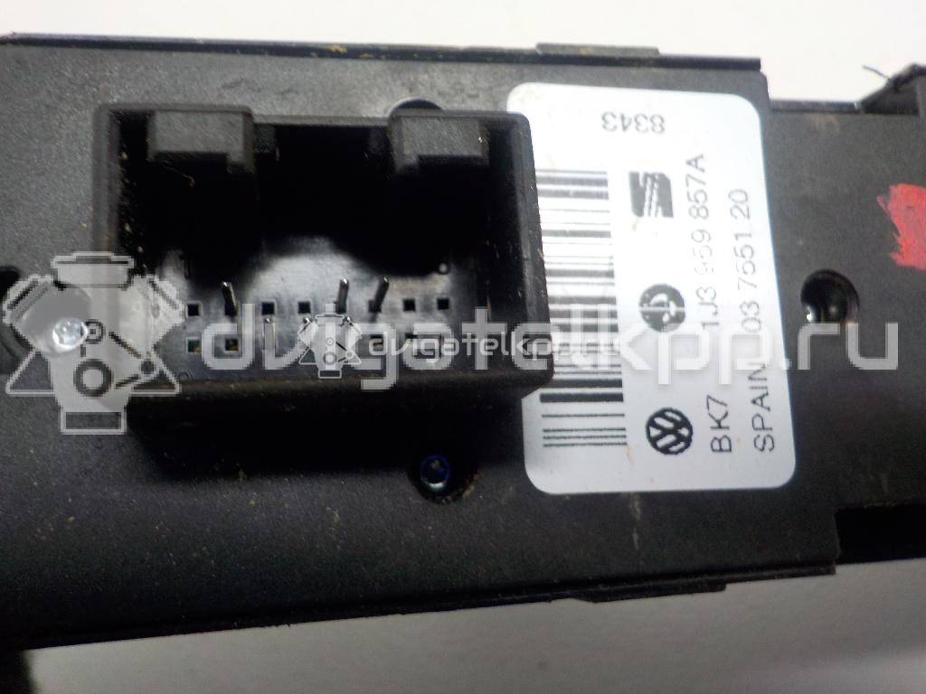 Фото Блок управления стеклоподъемниками  1J3959857A для Skoda Fabia / Octavia {forloop.counter}}