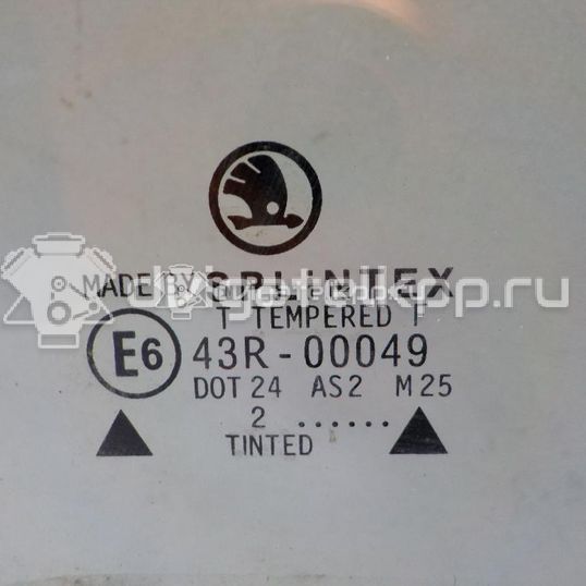 Фото Стекло двери задней правой  1U9845206A для Skoda Octavia