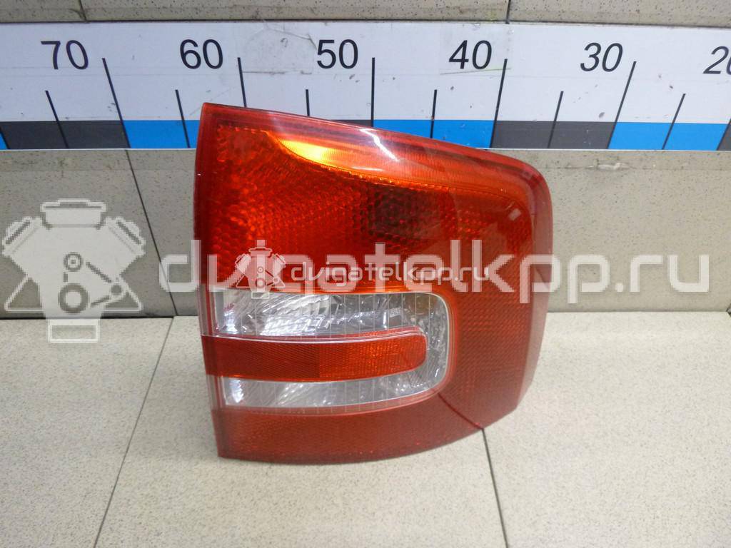 Фото Фонарь задний правый  1Z9945112B для Skoda Octavia / Octaviaii 1Z3 {forloop.counter}}
