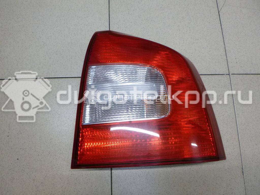 Фото Фонарь задний правый  1Z9945112A для Skoda Octavia / Octaviaii 1Z3 {forloop.counter}}