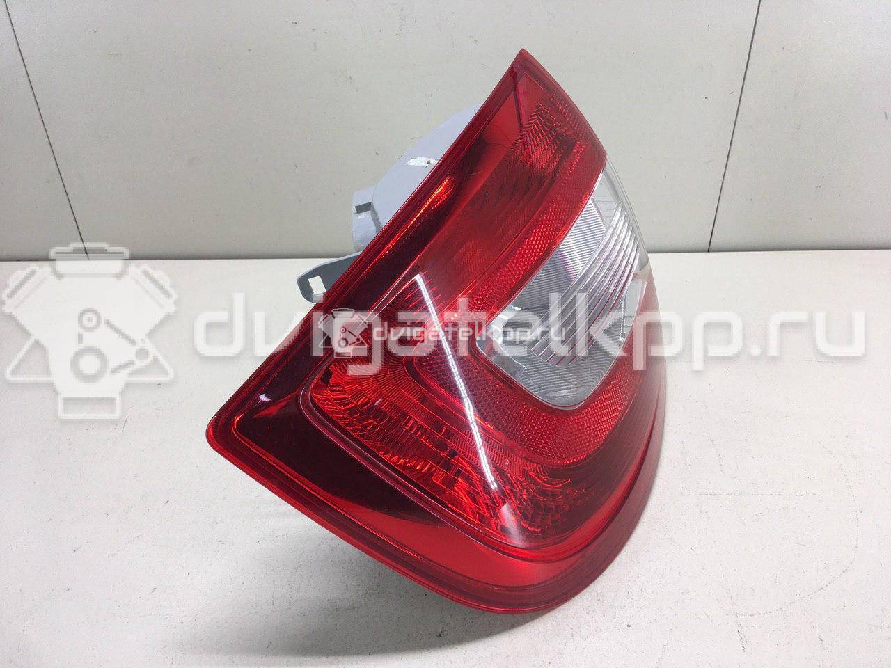 Фото Фонарь задний левый  5JH945111 для Skoda Rapid {forloop.counter}}