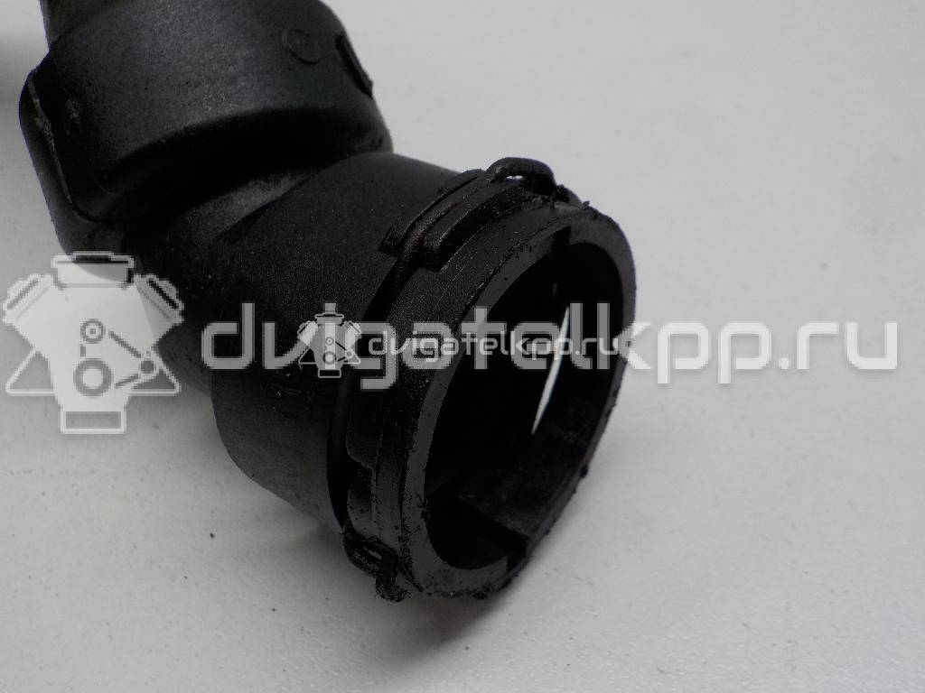 Фото Патрубок радиатора  8D0121101AD для skoda Superb {forloop.counter}}