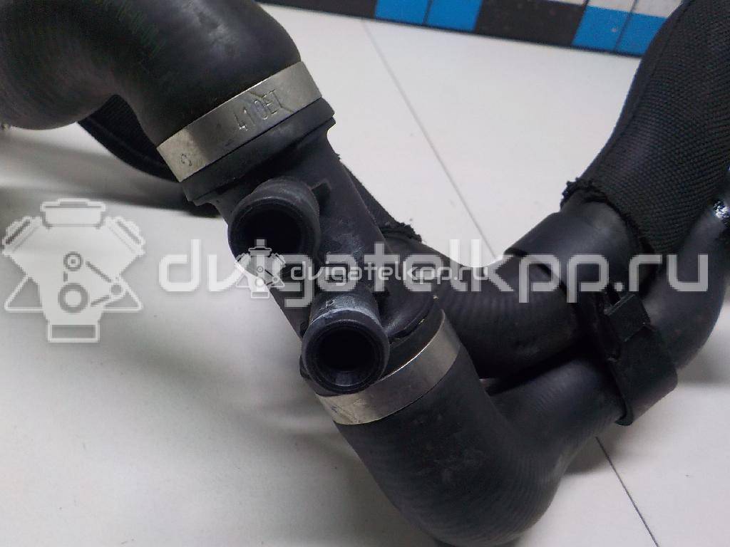 Фото Патрубок радиатора  1K0121156CE для Volkswagen Scirocco / Touran / Eos 1F7, 1F8 / Golf / Beetle {forloop.counter}}