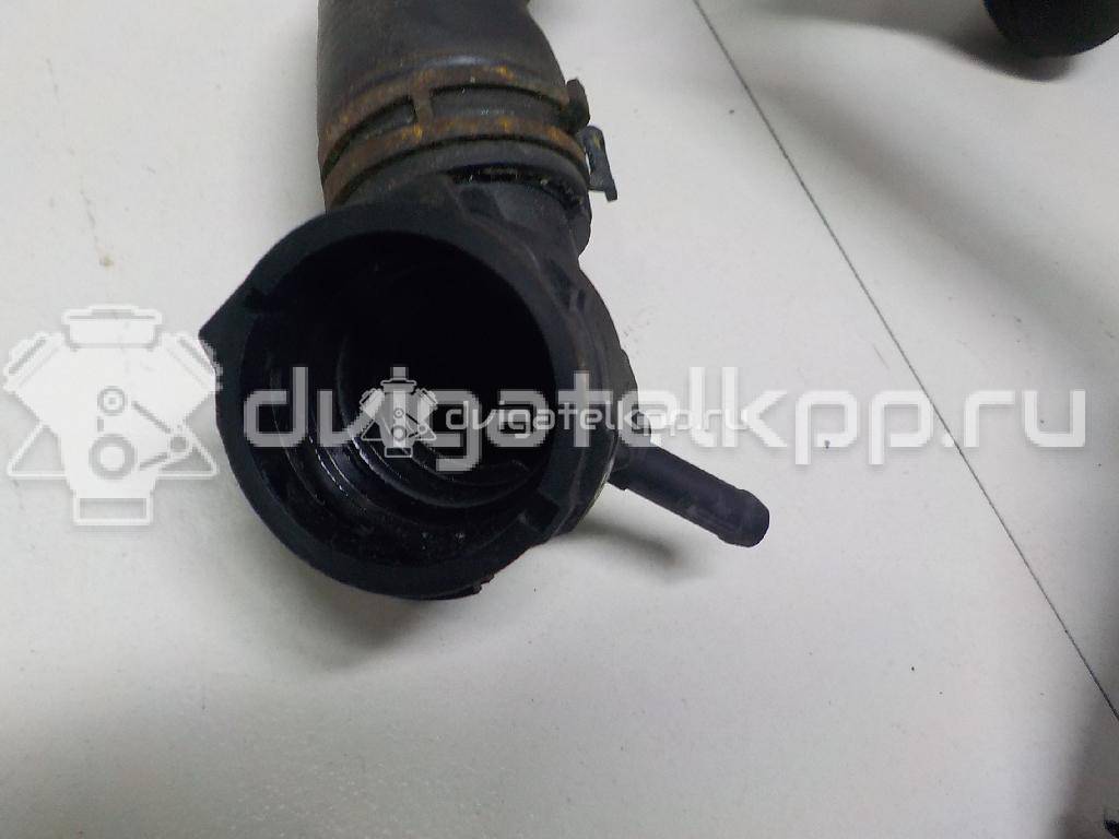 Фото Патрубок радиатора  1K0121156CE для Volkswagen Scirocco / Touran / Eos 1F7, 1F8 / Golf / Beetle {forloop.counter}}