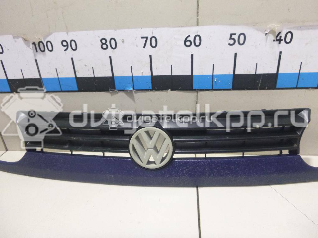 Фото Решетка радиатора  1H6853653C для Volkswagen Vento 1H2 / Golf {forloop.counter}}
