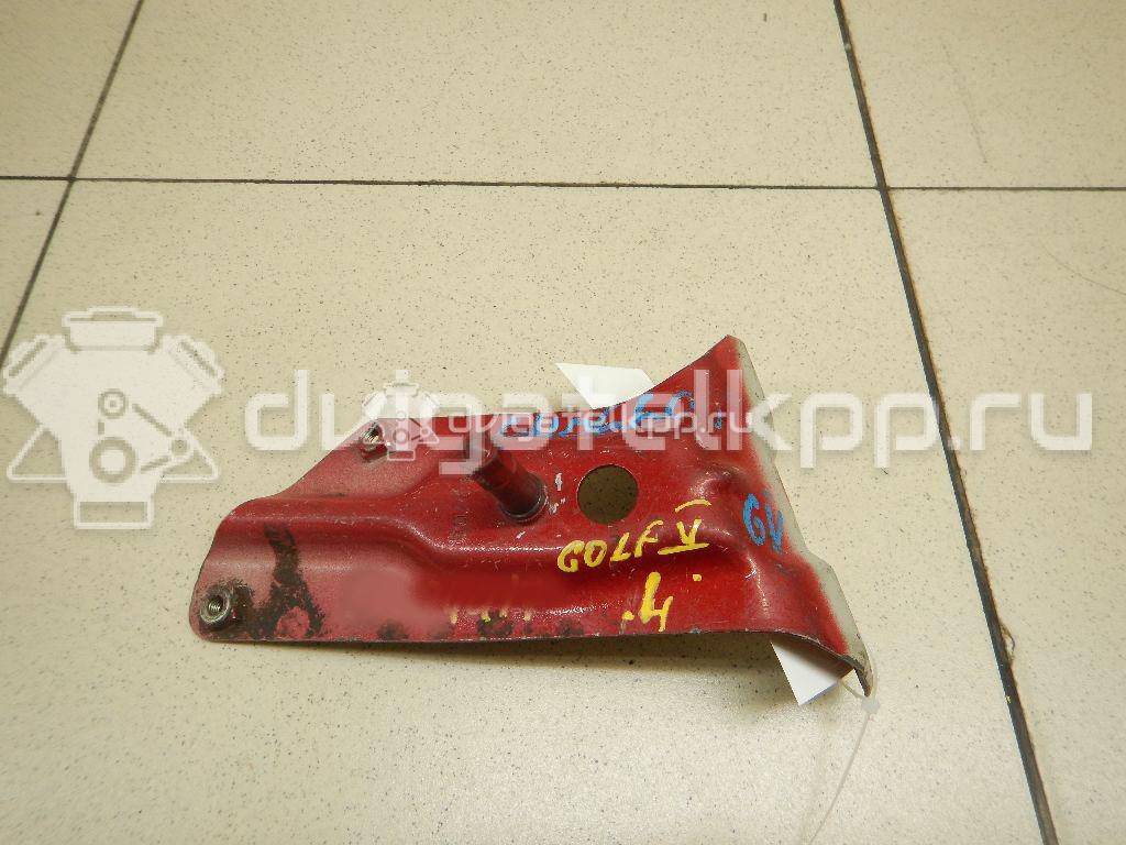 Фото Кронштейн крепления крыла  1K6821135 для Volkswagen Golf {forloop.counter}}