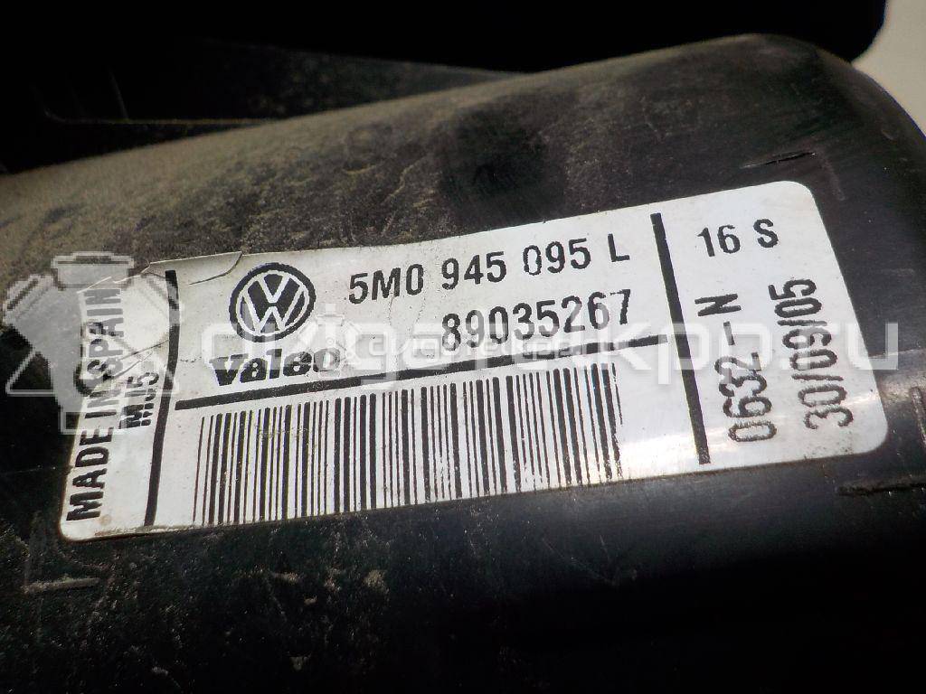 Фото Фонарь задний наружный левый  5M0945095L для Volkswagen Golf {forloop.counter}}