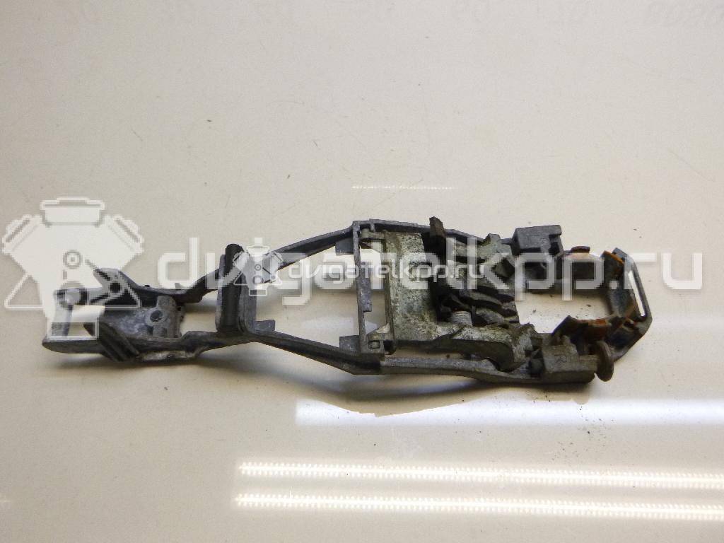 Фото Кронштейн ручки  3b0837886d для audi TT(8N) {forloop.counter}}