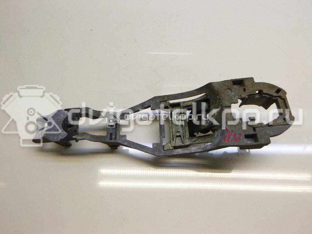Фото Кронштейн ручки  3b0837886d для audi TT(8N) {forloop.counter}}
