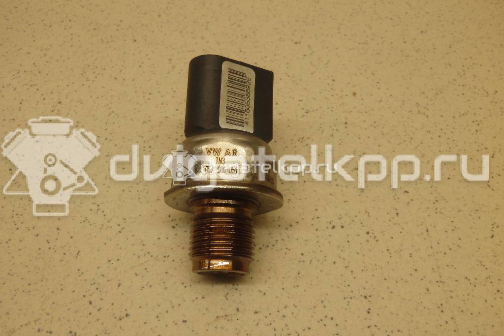 Фото Датчик давления топлива  05A906051 для Volkswagen Touareg {forloop.counter}}