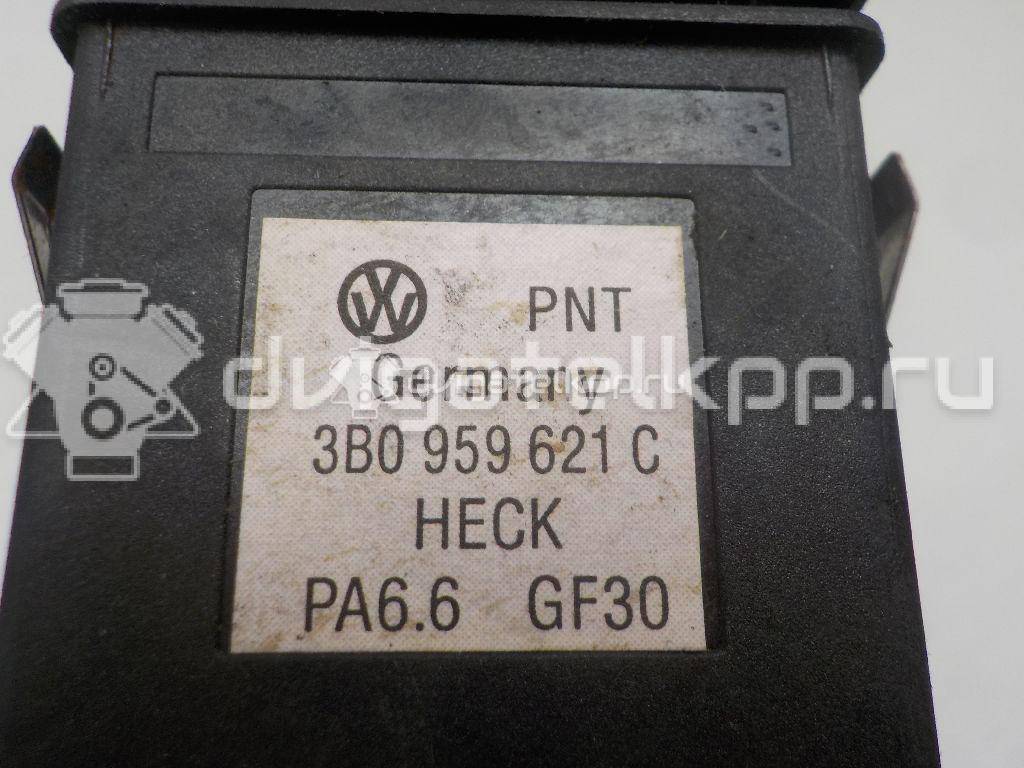 Фото Кнопка обогрева заднего стекла  3B0959621C для Volkswagen Passat {forloop.counter}}