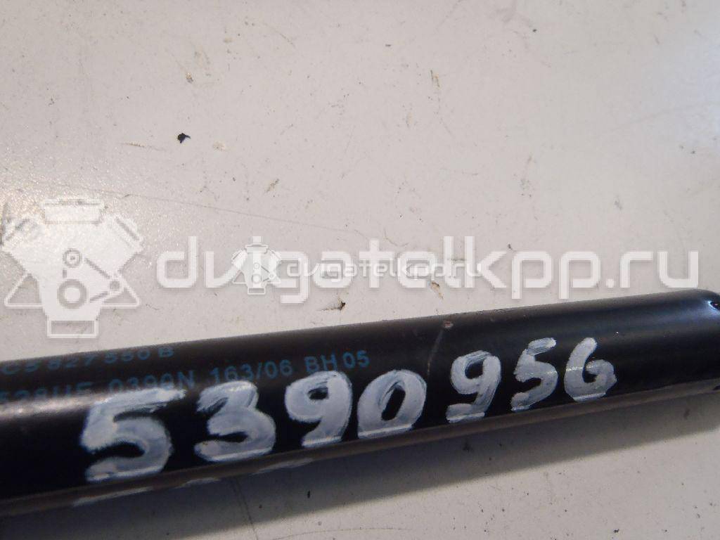 Фото Амортизатор крышки багажника  3C5827550B для Volkswagen Bora / Multivan / Golf / Passat / Transporter {forloop.counter}}