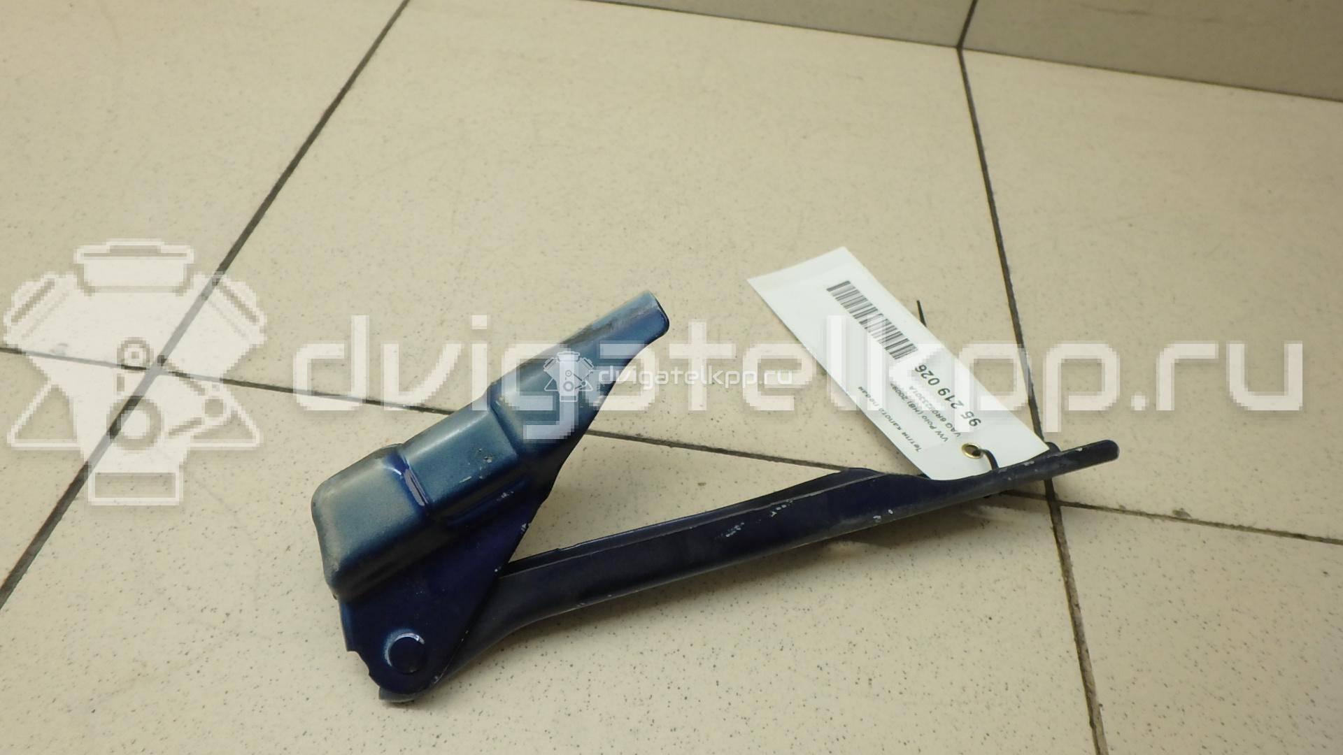 Фото Петля капота левая  6R0823301A для Volkswagen Polo {forloop.counter}}