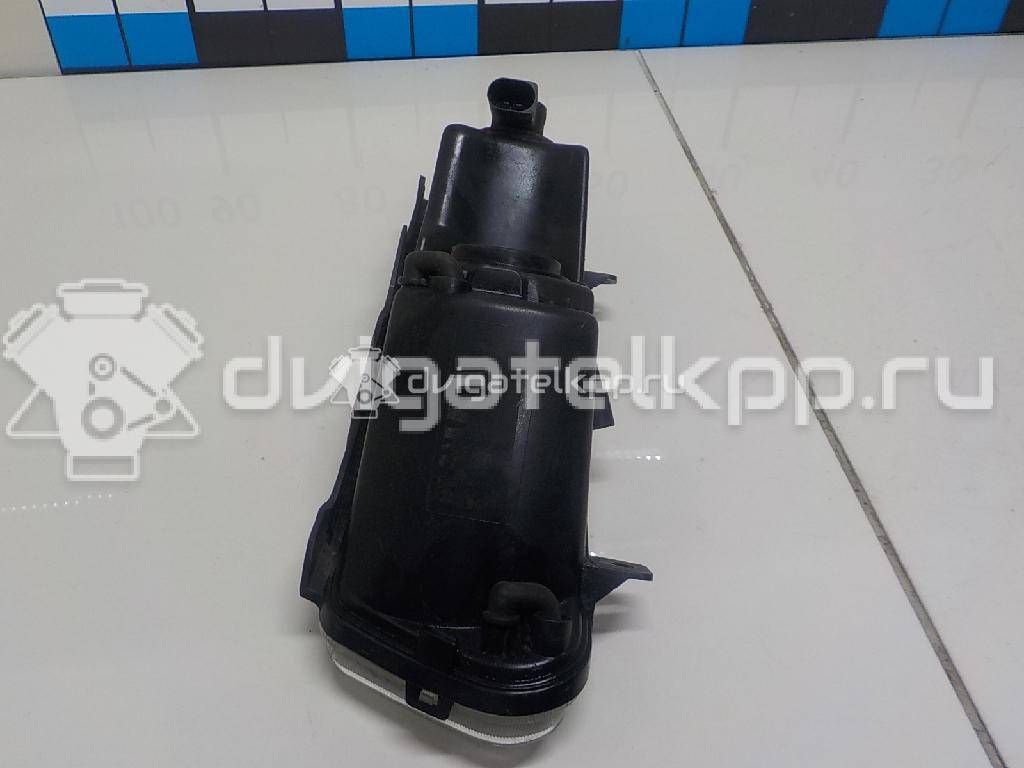 Фото Фара противотуманная правая  6R0941062D для Volkswagen Polo / Jetta {forloop.counter}}