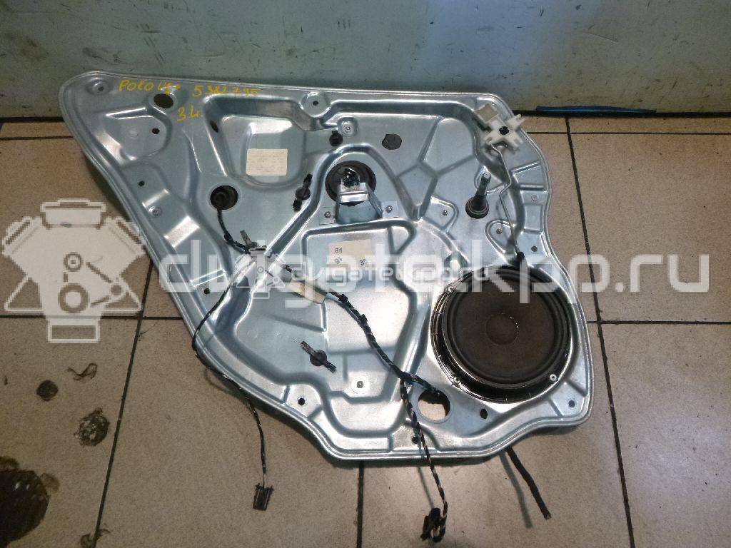 Фото Стеклоподъемник механ. задний левый  6Q4839461D для Volkswagen Polo / Golf {forloop.counter}}