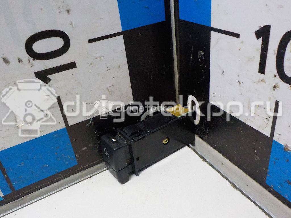 Фото Кнопка противотуманки  3728050J00 для suzuki Grand Vitara {forloop.counter}}