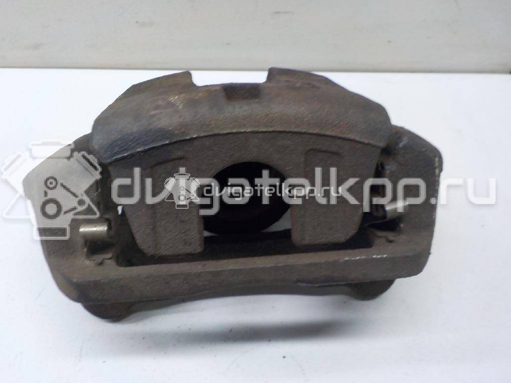 Фото Суппорт тормозной передний правый  4773048140 для Toyota Harrier {forloop.counter}}