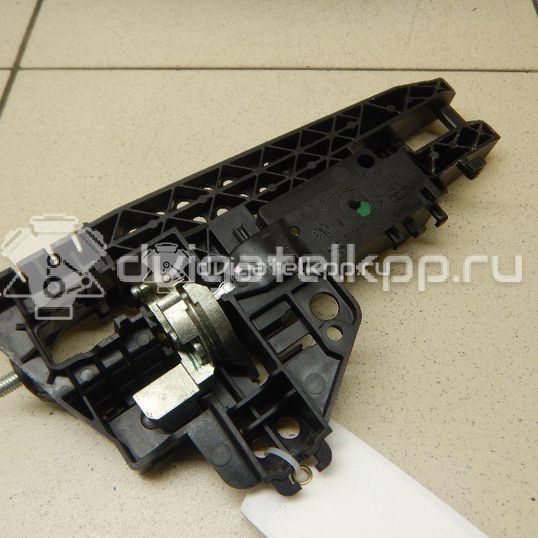 Фото Кронштейн ручки  8T0837885B для audi A1