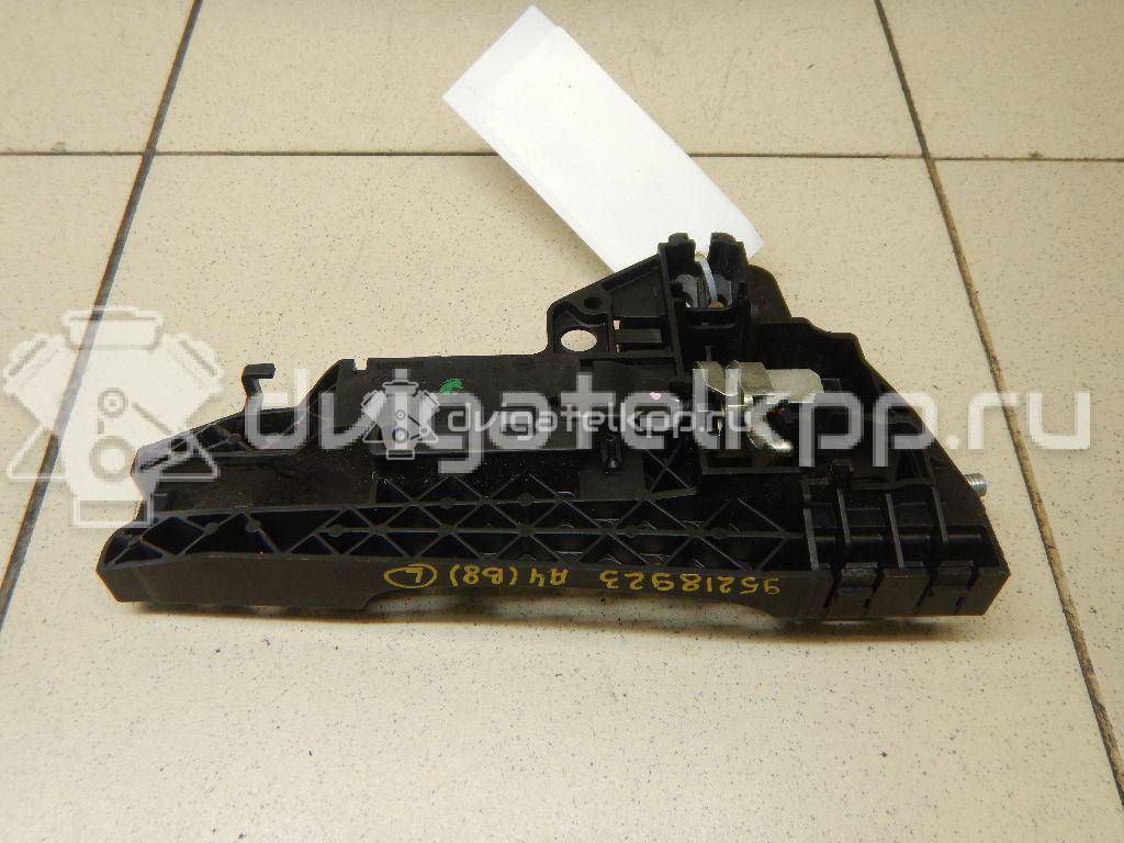 Фото Кронштейн ручки  8T0837885B для audi A1 {forloop.counter}}