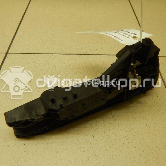 Фото Кронштейн ручки  8T0837885B для audi A1