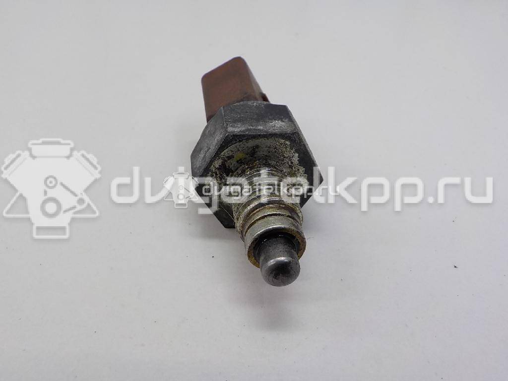 Фото Датчик включения заднего хода  02T945415P для Audi A6 / A3 / Tt / A1 / A2 8Z0 {forloop.counter}}