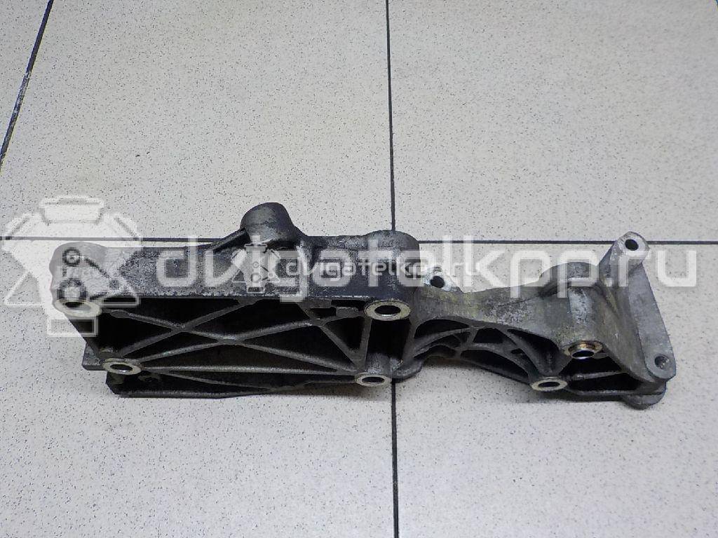 Фото Кронштейн генератора  03g903143a для audi A3 [8P1] {forloop.counter}}
