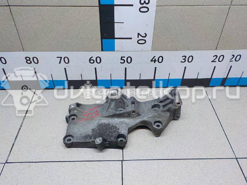 Фото Кронштейн генератора  03g903143a для audi A3 [8P1] {forloop.counter}}