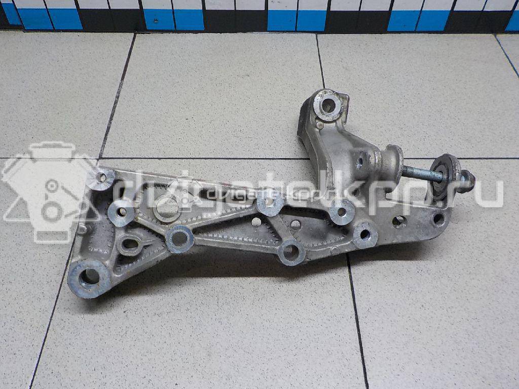 Фото Кронштейн переднего рычага  1K0199296E для audi A3 [8P1] {forloop.counter}}