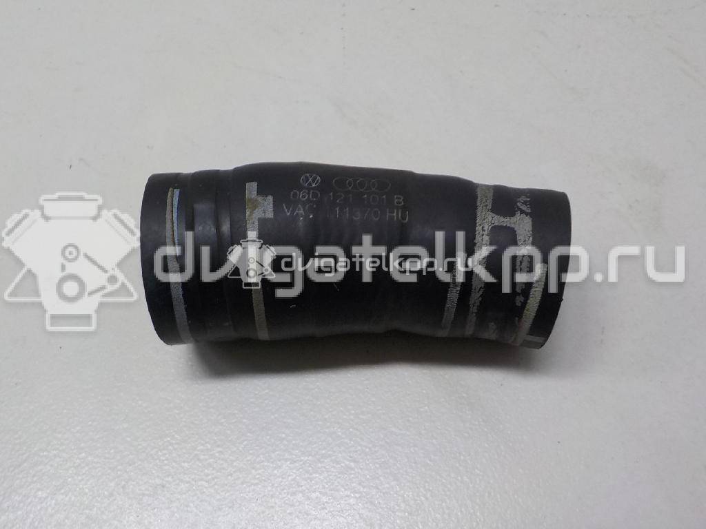 Фото Шланг системы охлаждения  06D121101B для Audi A4 {forloop.counter}}