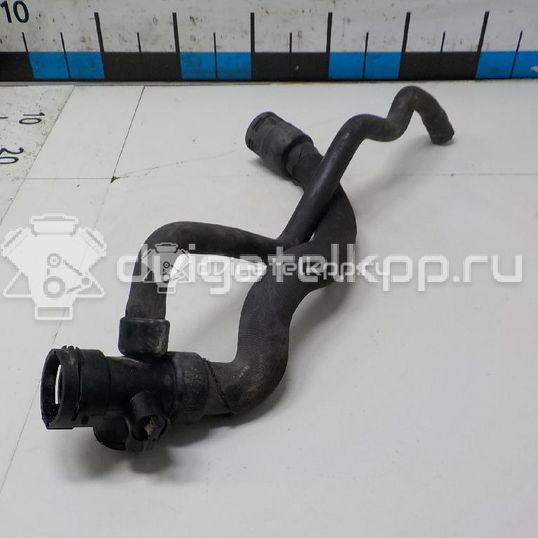 Фото Патрубок радиатора  8e0121049l для Audi A4