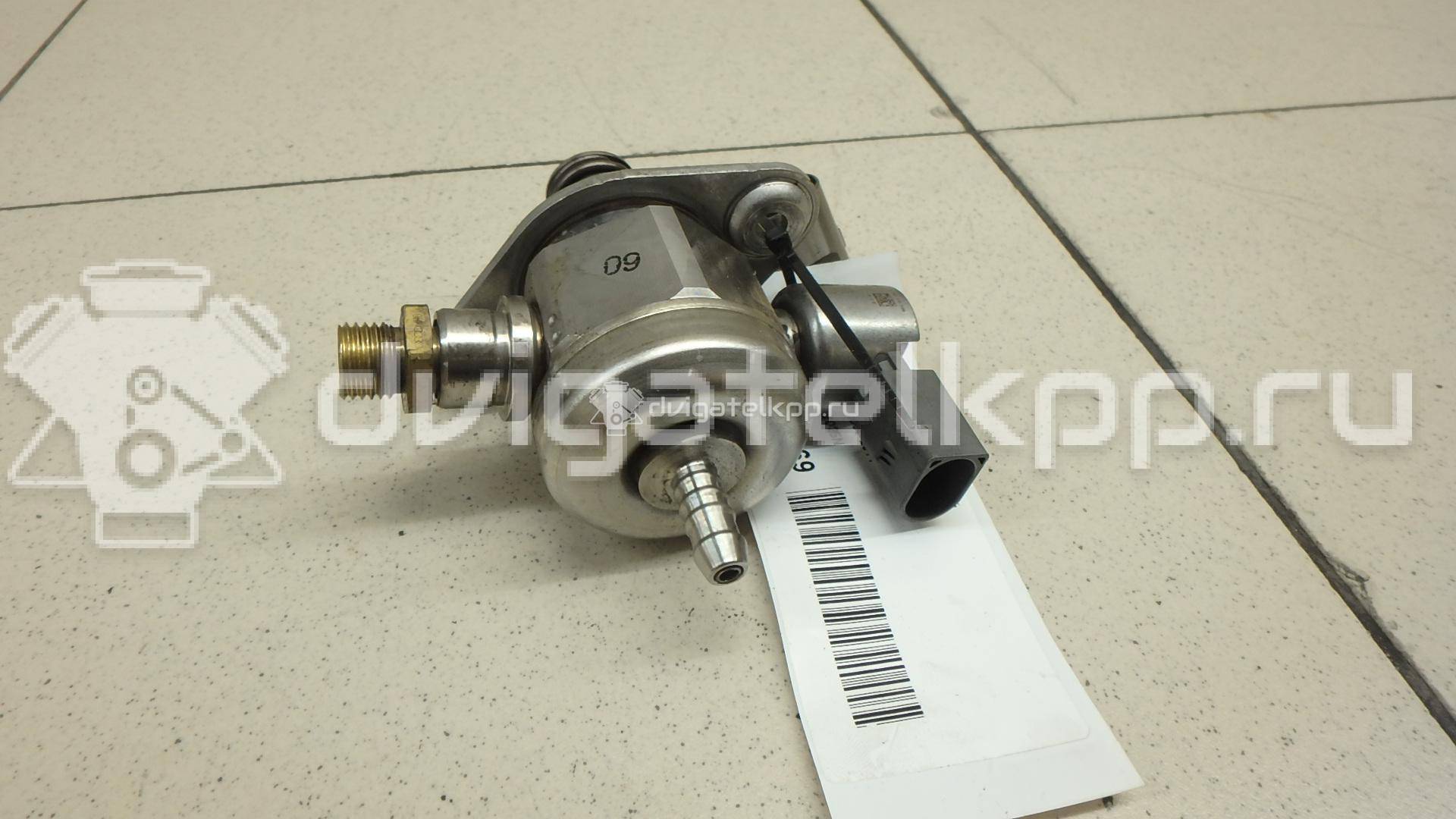 Фото Насос (ТНВД) бензиновый  06H127025N для audi A4 [B8] {forloop.counter}}