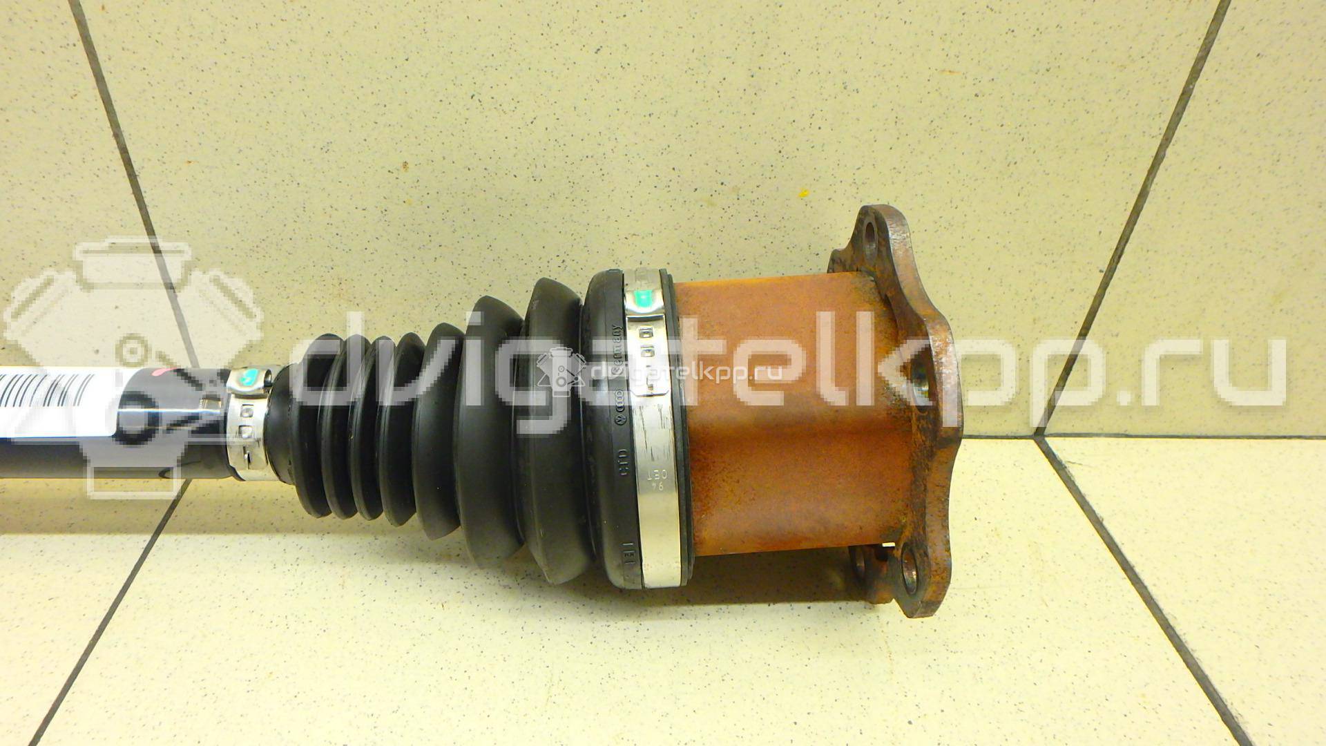 Фото Полуось передняя  8K0407271AJ для Audi A5 / A4 {forloop.counter}}