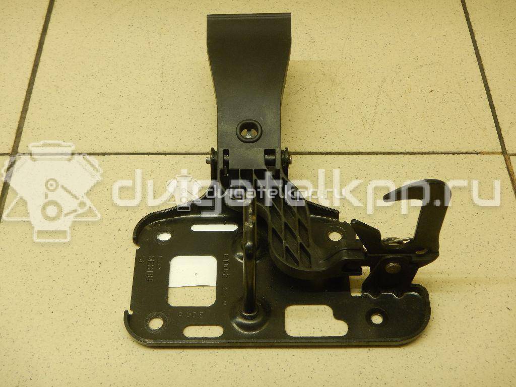 Фото Крючок капота  8T0823480 для audi A4 [B8] {forloop.counter}}