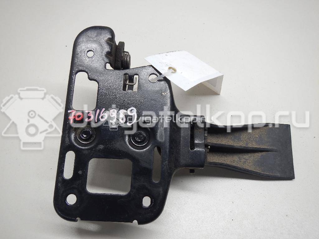 Фото Крючок капота  8T0823480 для audi A4 [B8] {forloop.counter}}