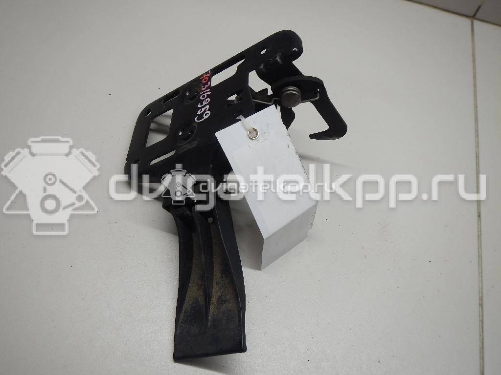 Фото Крючок капота  8T0823480 для audi A4 [B8] {forloop.counter}}