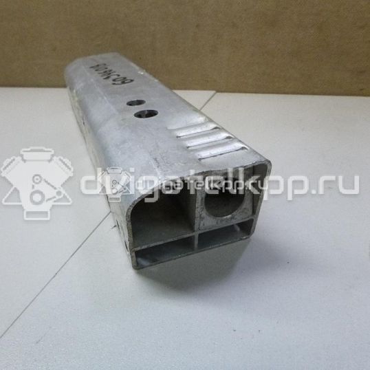 Фото Кронштейн усилителя заднего бампера правый  8K0807332A для audi A4 [B8]