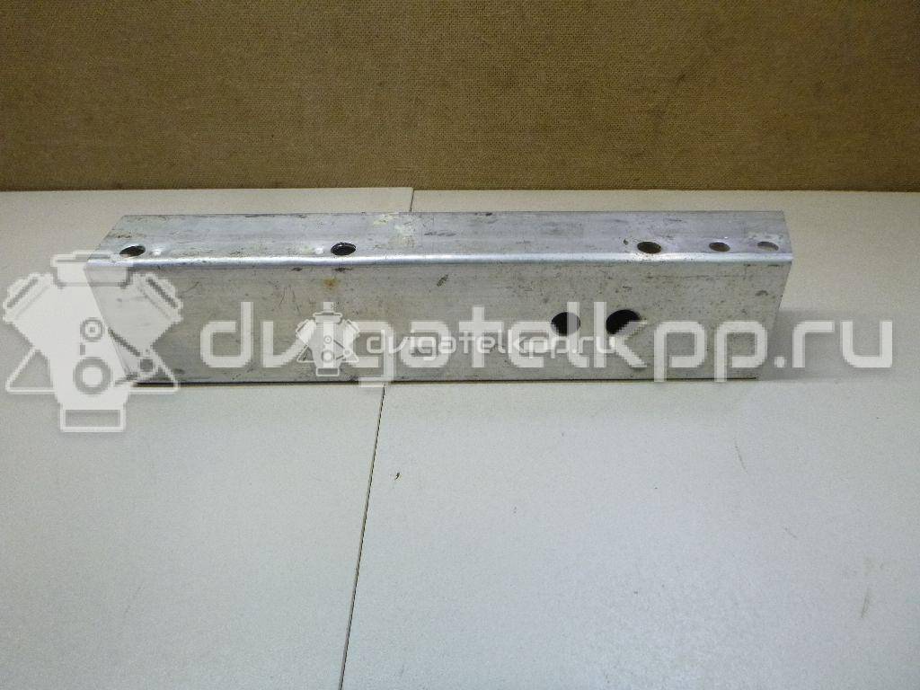 Фото Кронштейн усилителя заднего бампера правый  8K0807332A для audi A4 [B8] {forloop.counter}}