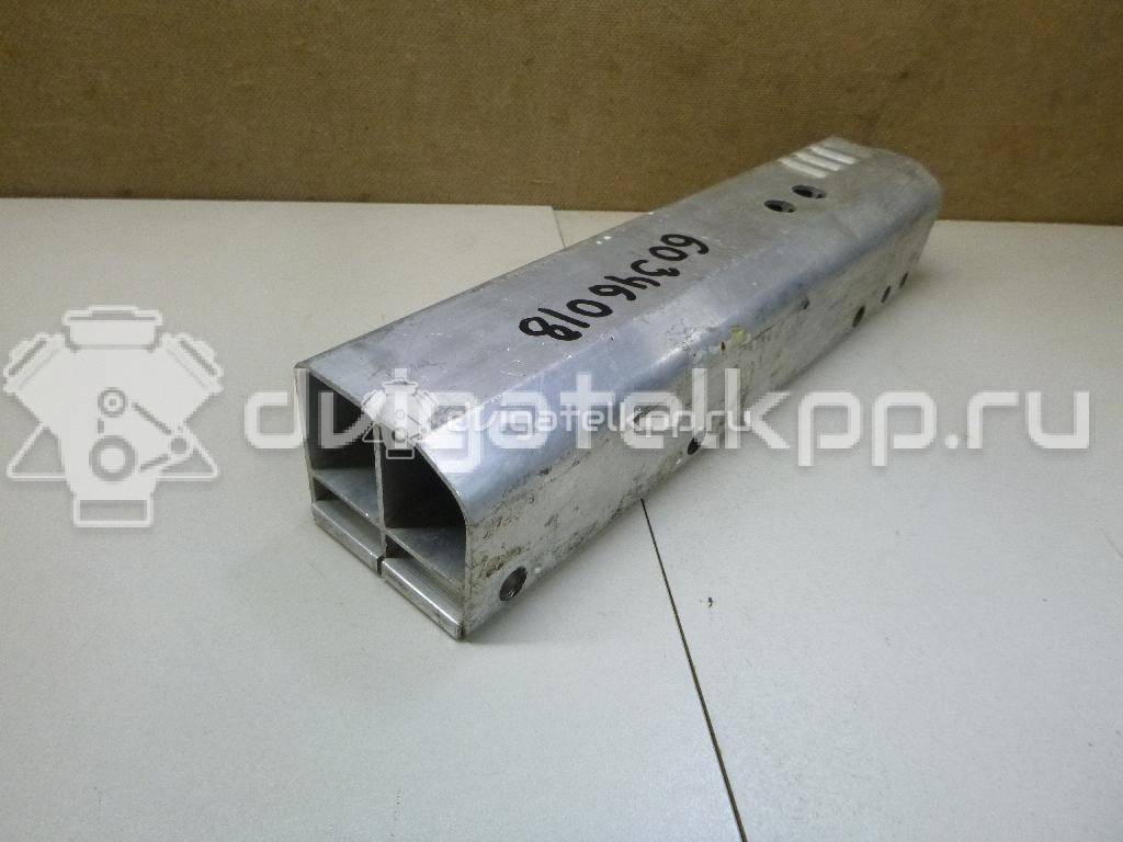 Фото Кронштейн усилителя заднего бампера правый  8K0807332A для audi A4 [B8] {forloop.counter}}