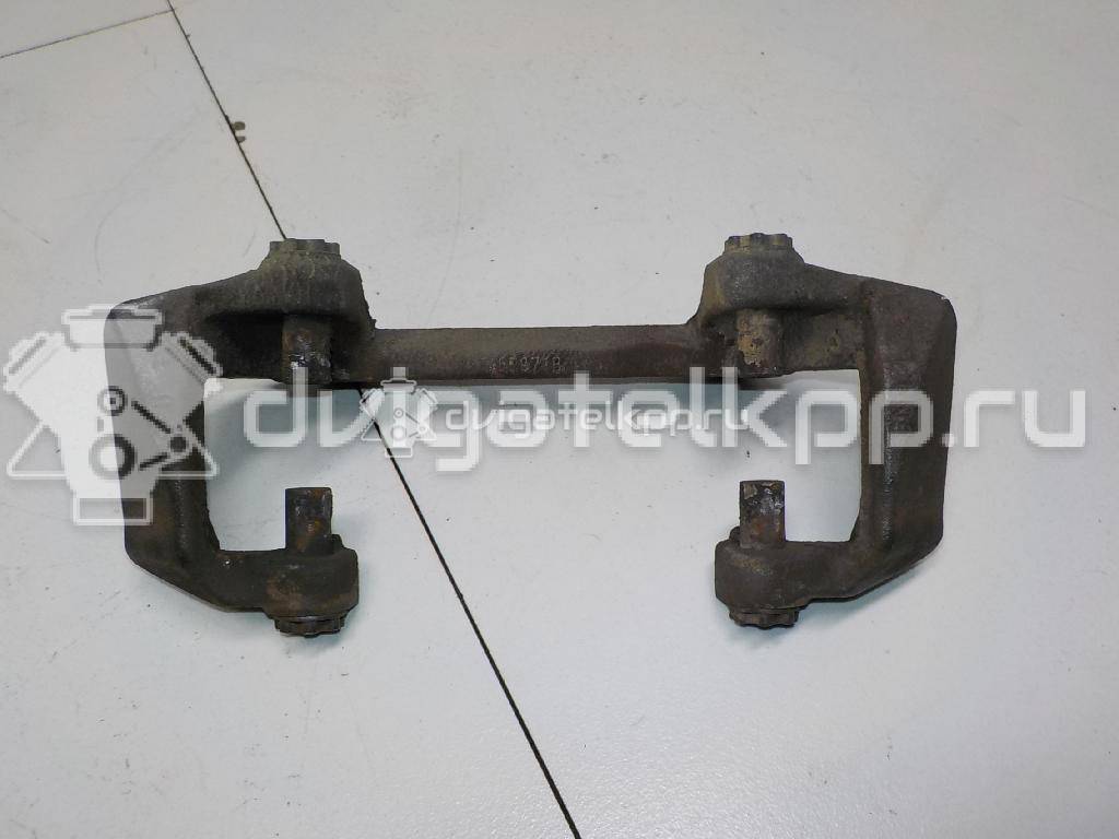 Фото Скоба суппорта переднего  4g0615125 для audi A4 [B8] {forloop.counter}}